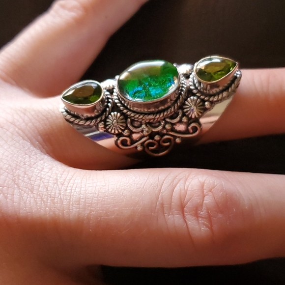 New Triplet Opal & Peridot 925 Silver Statement Ring. - Picture 9 of 12